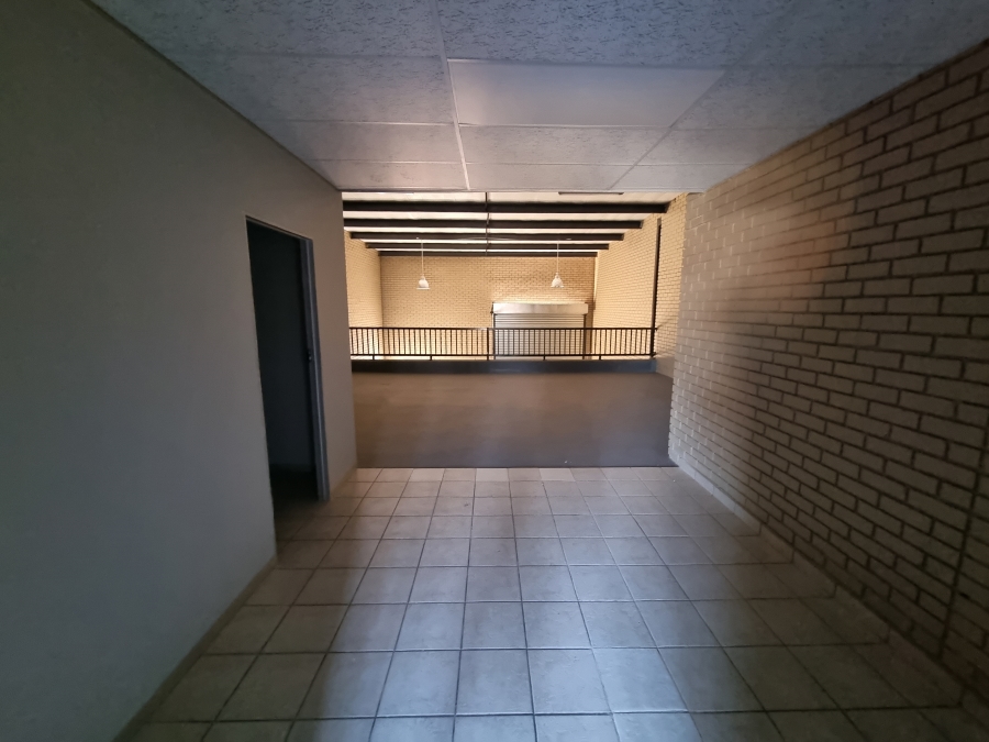 To Let Commercial Property for Rent in Hennopspark Gauteng
