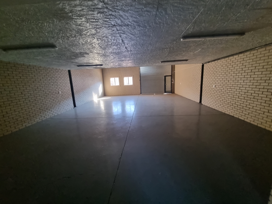 To Let Commercial Property for Rent in Hennopspark Gauteng
