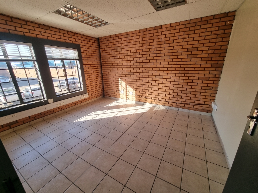To Let Commercial Property for Rent in Hennopspark Gauteng