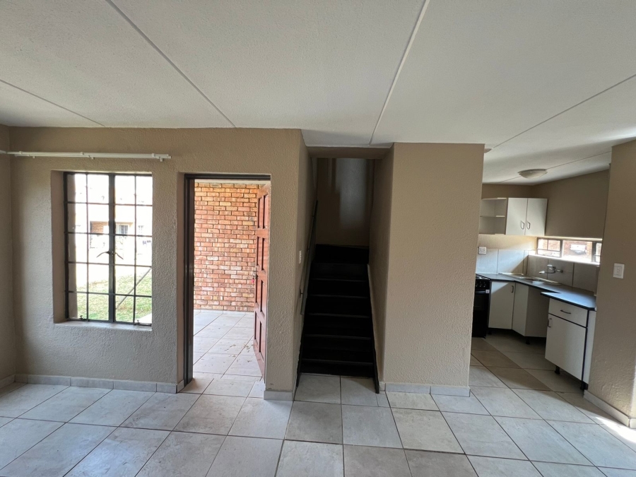 3 Bedroom Property for Sale in Windmill Park Gauteng