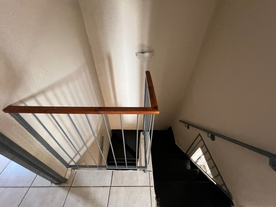 3 Bedroom Property for Sale in Windmill Park Gauteng