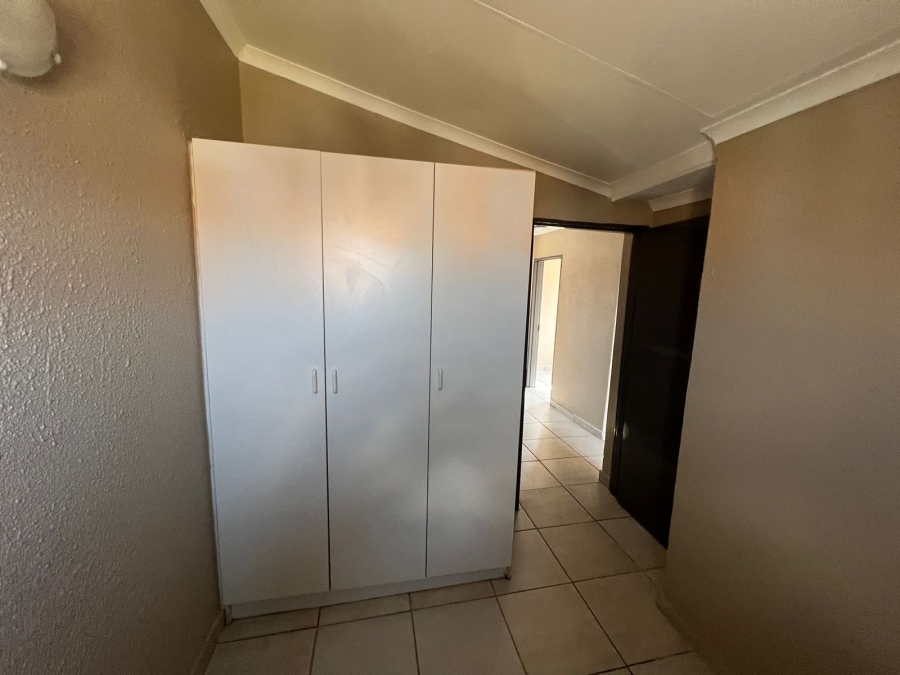 3 Bedroom Property for Sale in Windmill Park Gauteng