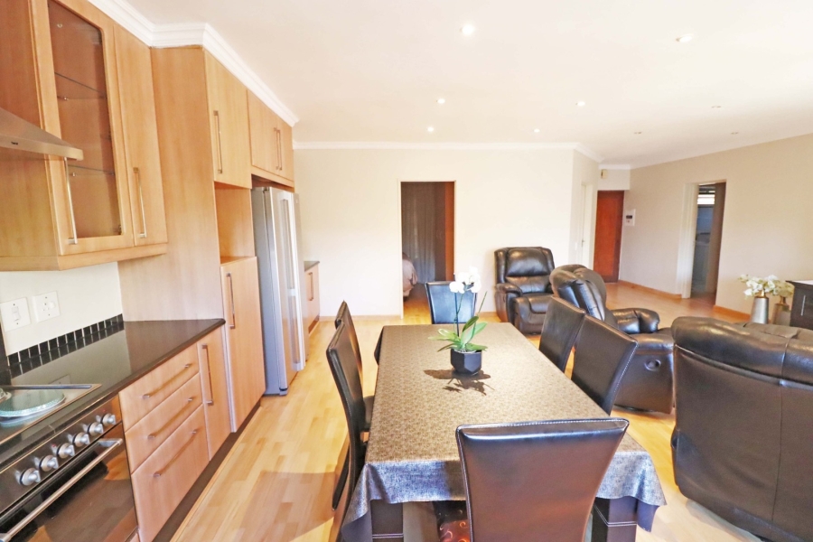 2 Bedroom Property for Sale in Edenburg Gauteng