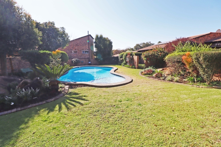 2 Bedroom Property for Sale in Edenburg Gauteng