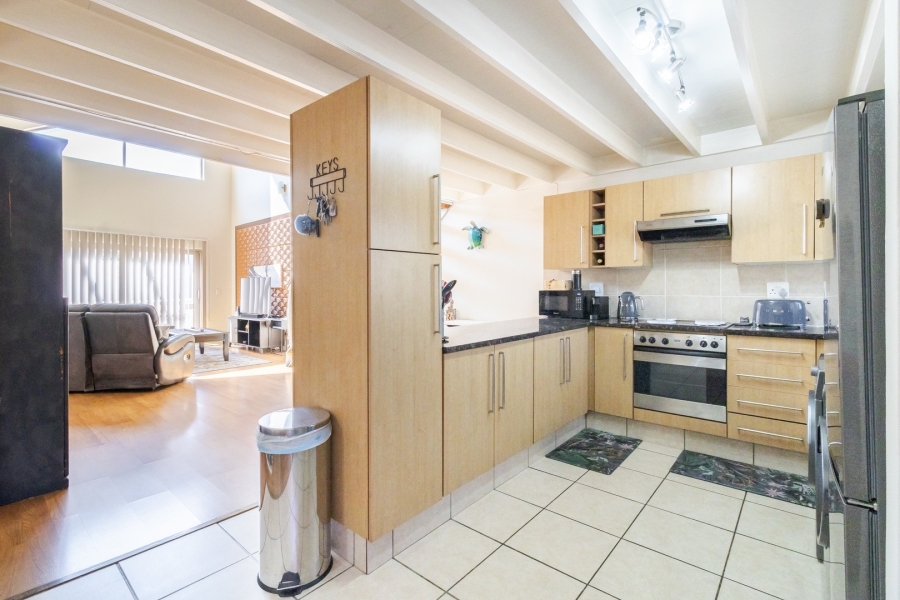 2 Bedroom Property for Sale in Lonehill Gauteng