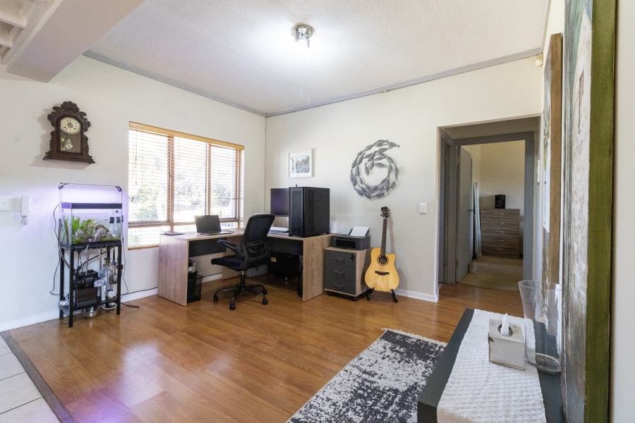 2 Bedroom Property for Sale in Lonehill Gauteng