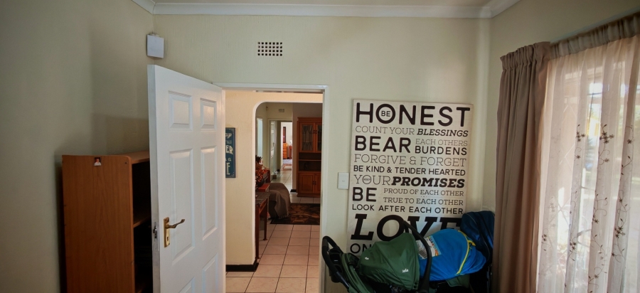 3 Bedroom Property for Sale in Brackendowns Gauteng