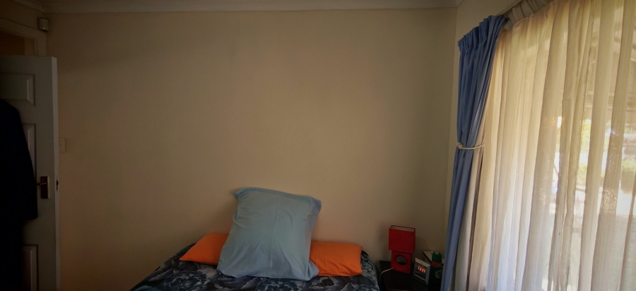 3 Bedroom Property for Sale in Brackendowns Gauteng