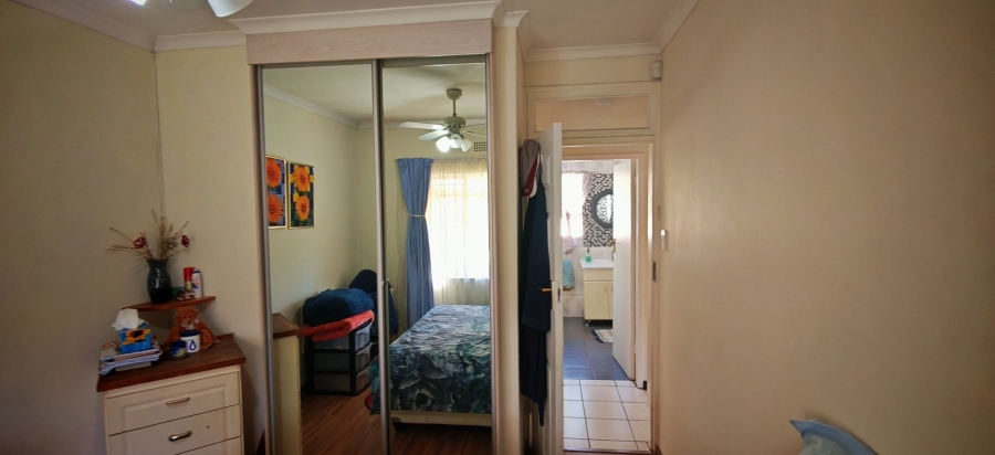 3 Bedroom Property for Sale in Brackendowns Gauteng