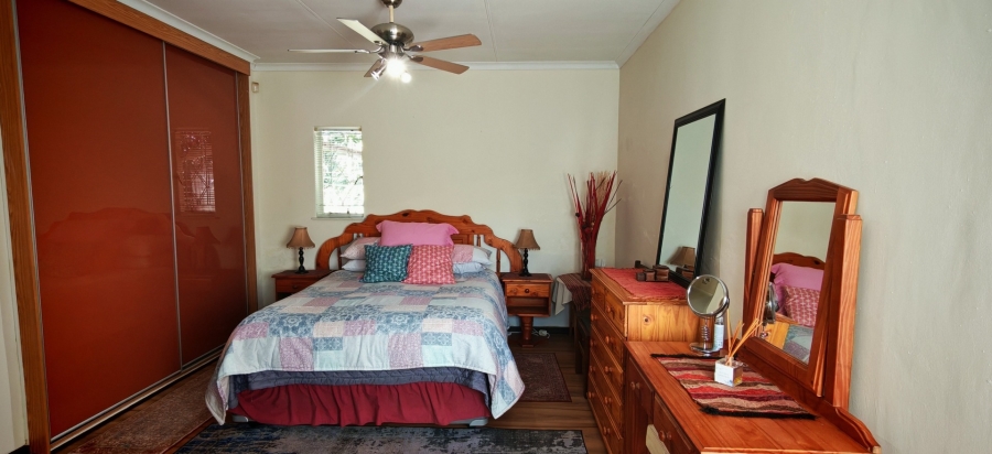 3 Bedroom Property for Sale in Brackendowns Gauteng