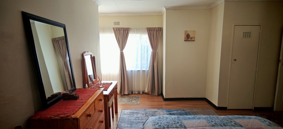 3 Bedroom Property for Sale in Brackendowns Gauteng