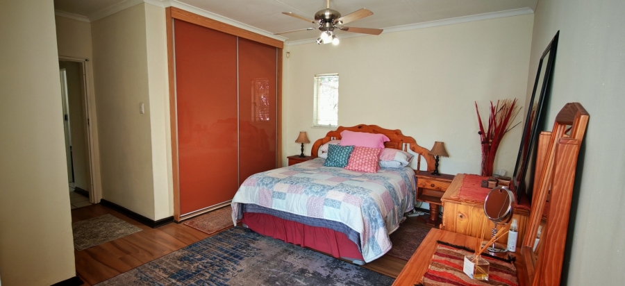 3 Bedroom Property for Sale in Brackendowns Gauteng