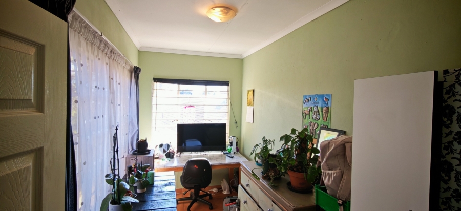 3 Bedroom Property for Sale in Brackendowns Gauteng