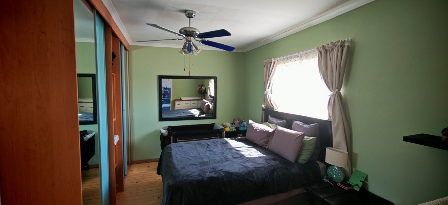 3 Bedroom Property for Sale in Brackendowns Gauteng