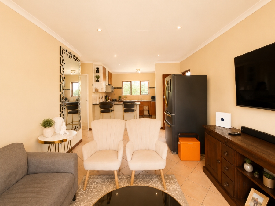2 Bedroom Property for Sale in Monavoni Gauteng