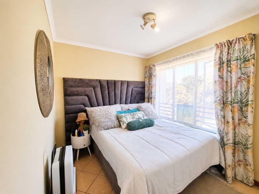 2 Bedroom Property for Sale in Monavoni Gauteng