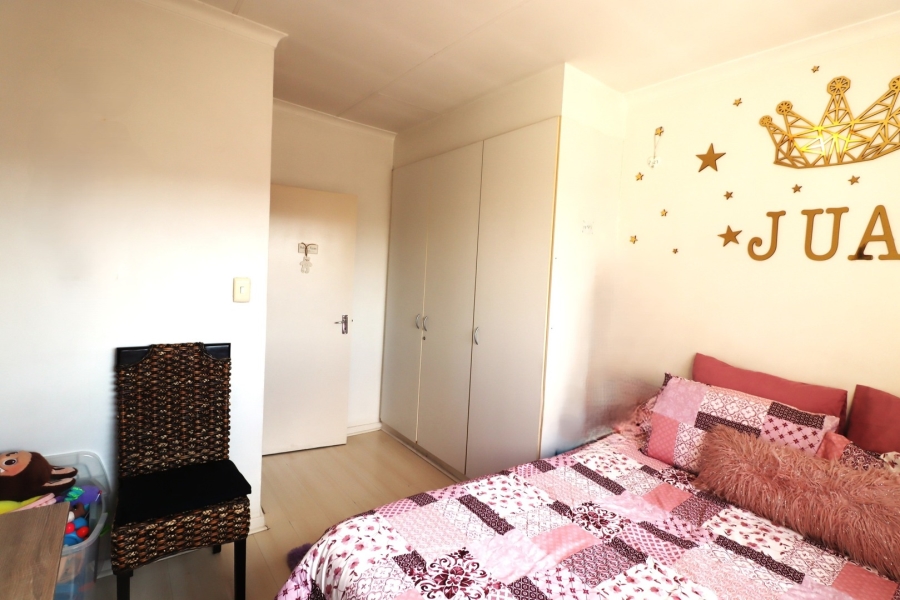 2 Bedroom Property for Sale in North Riding Gauteng