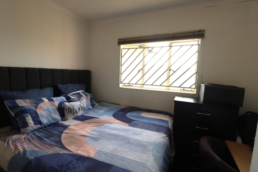 2 Bedroom Property for Sale in North Riding Gauteng