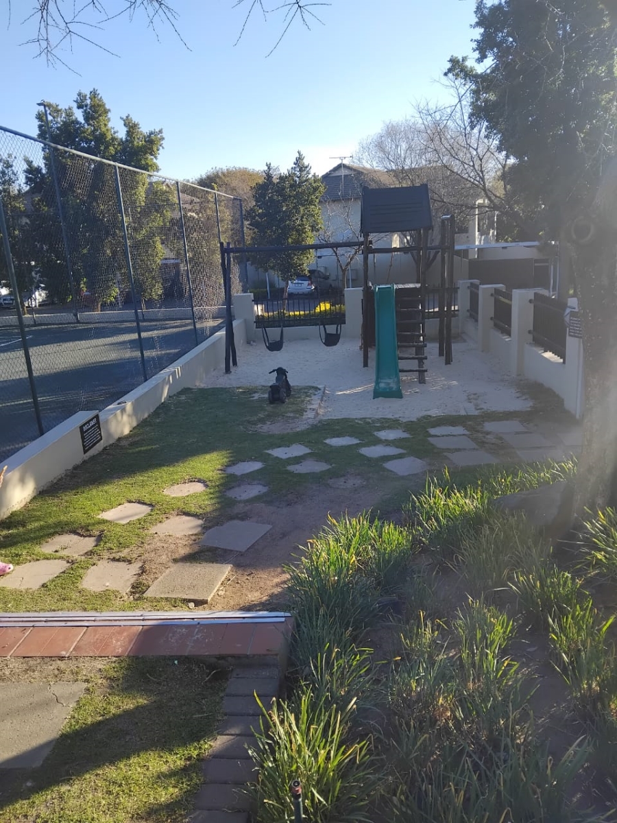 2 Bedroom Property for Sale in Maroeladal Gauteng