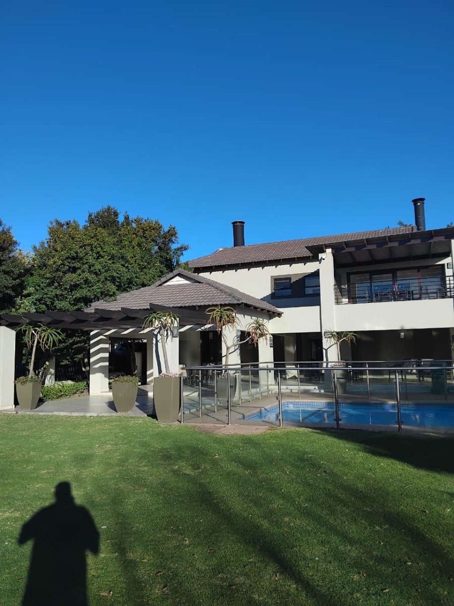 2 Bedroom Property for Sale in Maroeladal Gauteng