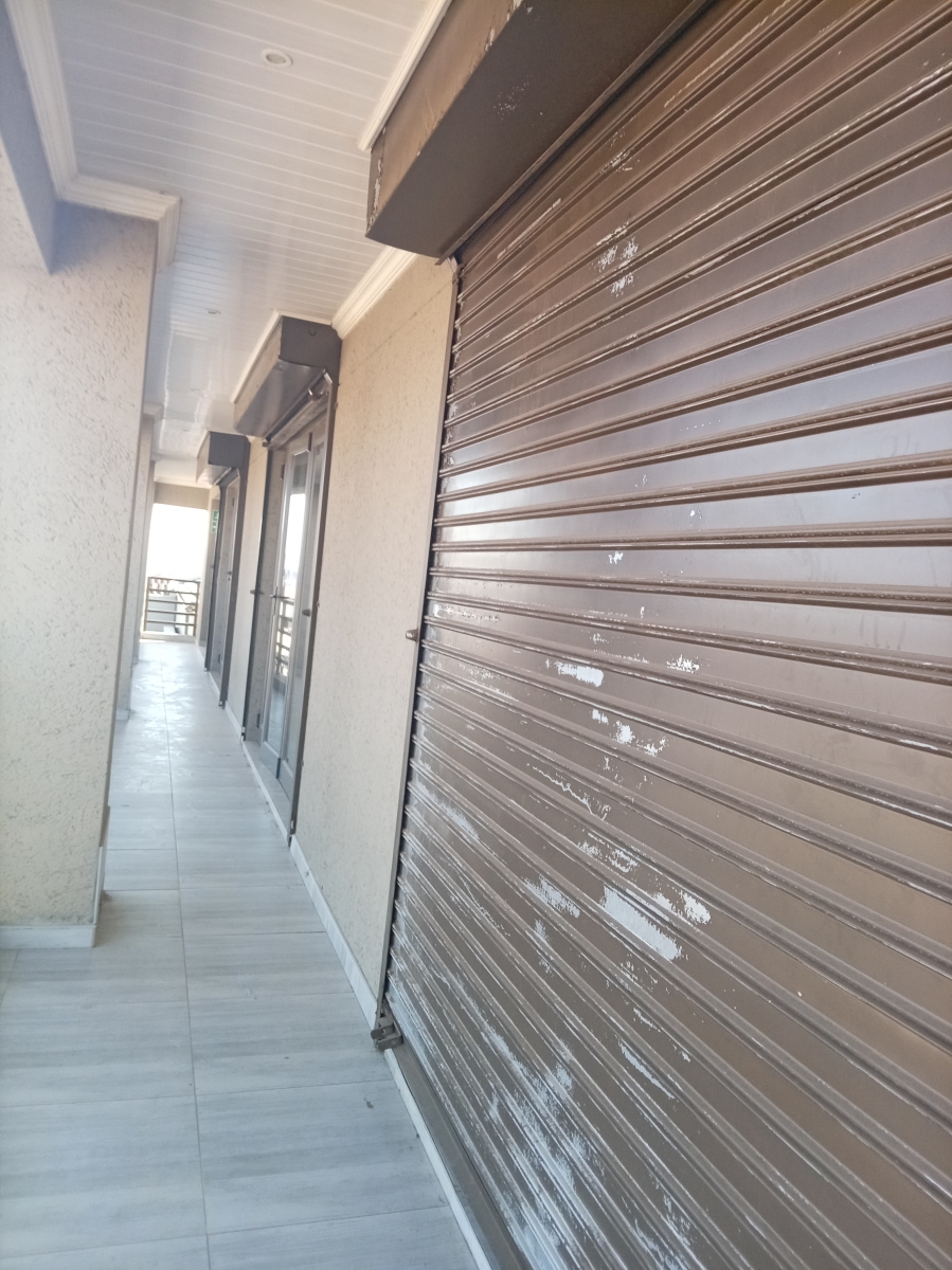 To Let Commercial Property for Rent in Jabulani Gauteng