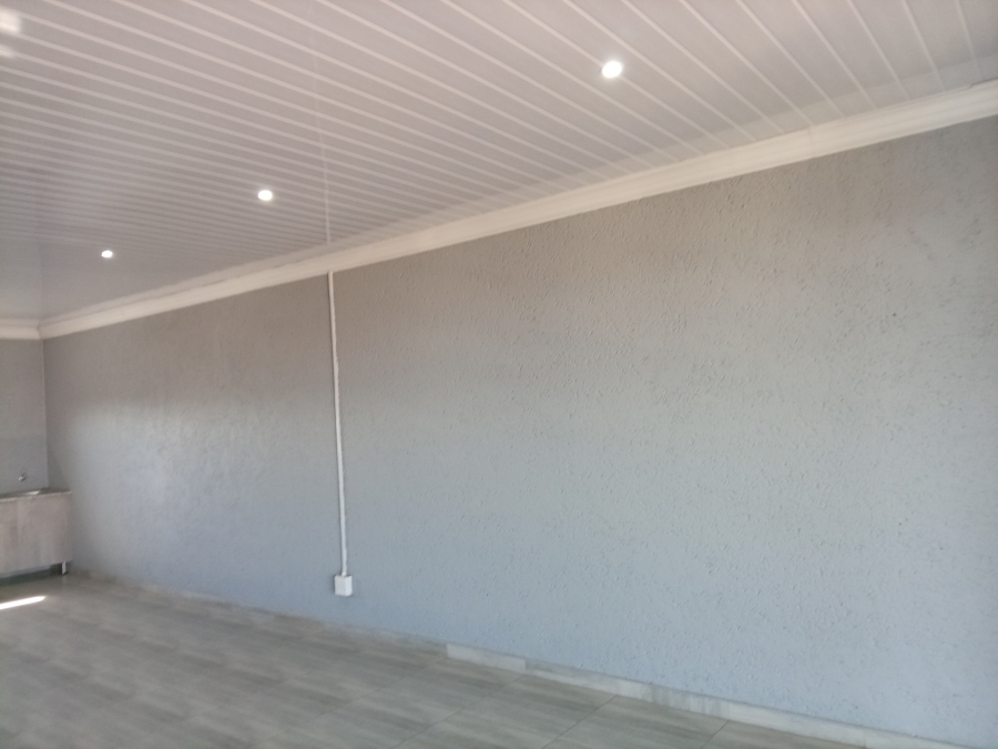 To Let Commercial Property for Rent in Jabulani Gauteng