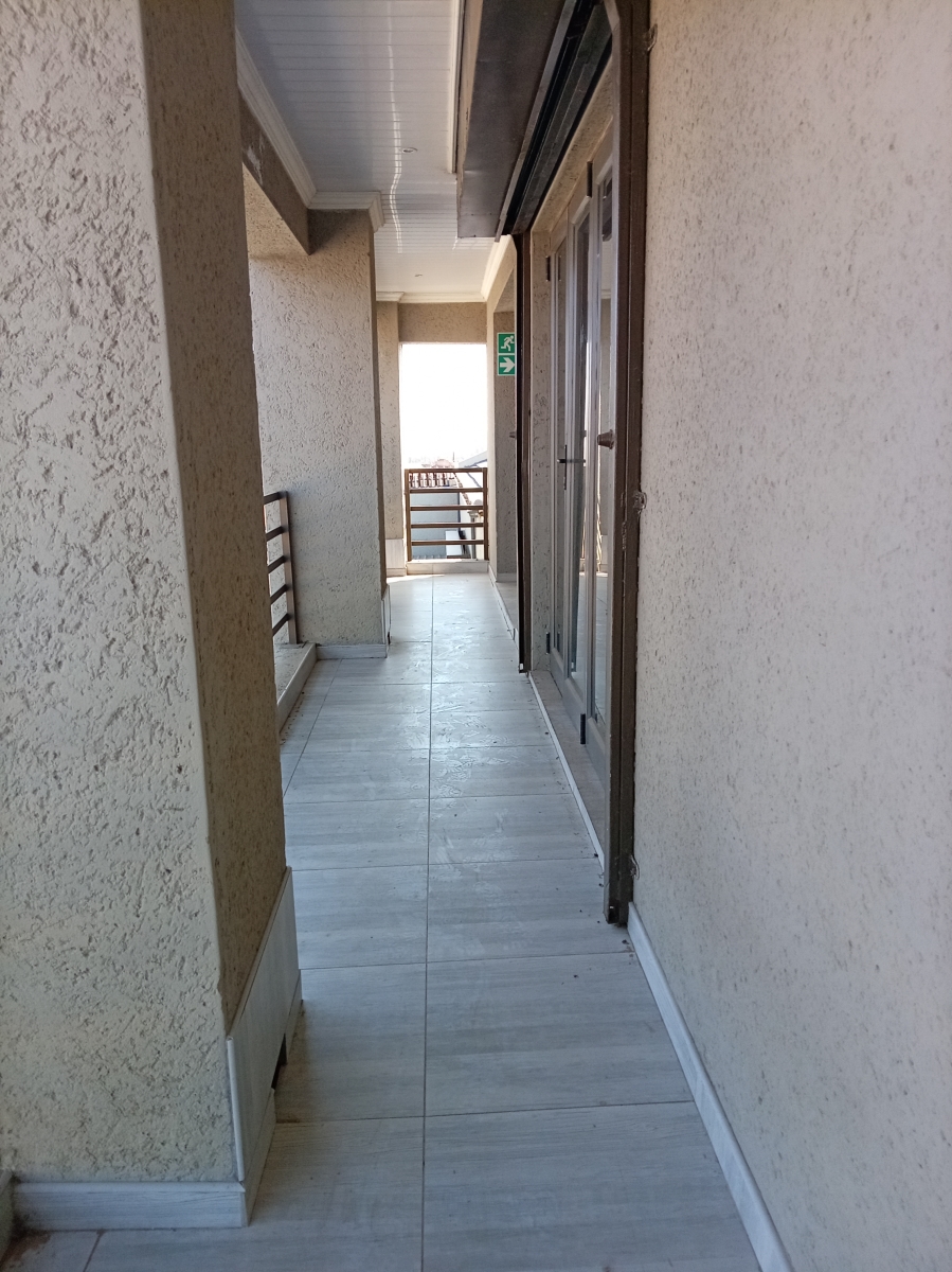 To Let Commercial Property for Rent in Jabulani Gauteng