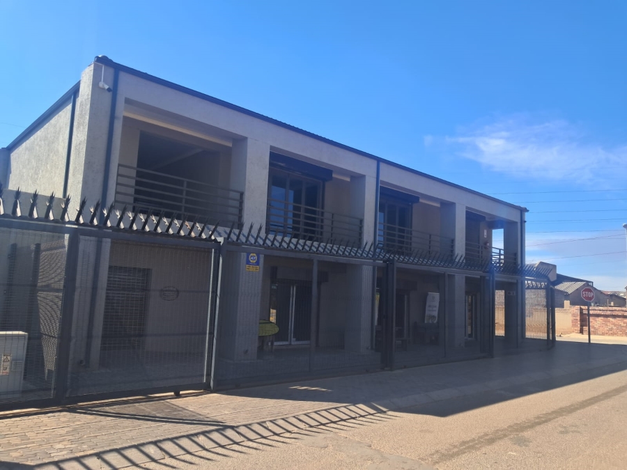To Let Commercial Property for Rent in Jabulani Gauteng