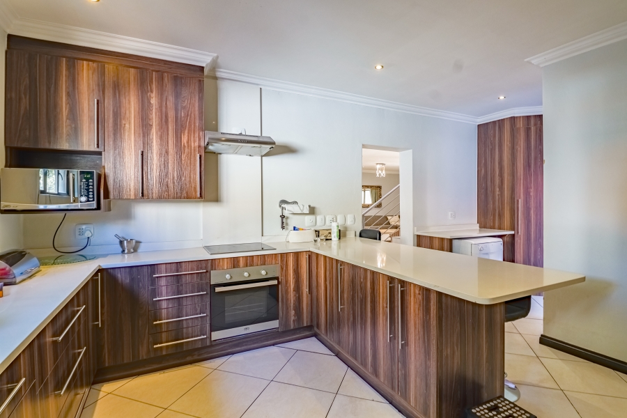 3 Bedroom Property for Sale in Six Fountains Residential Estate Gauteng