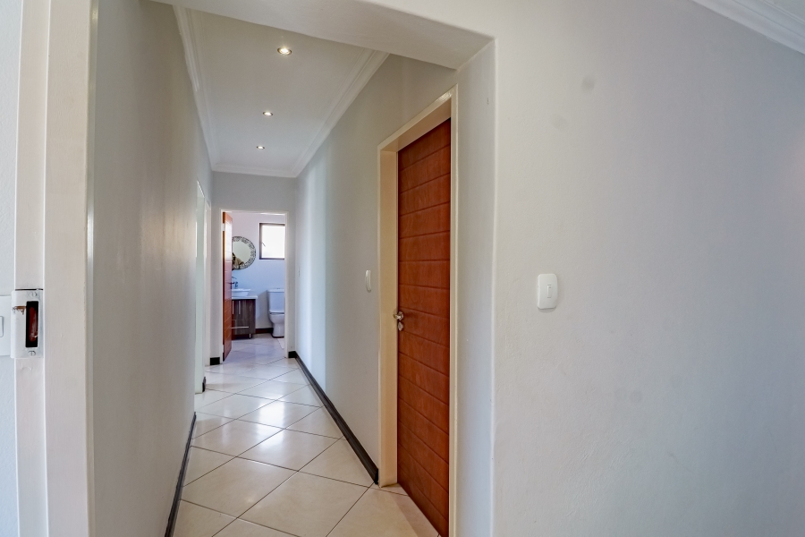 3 Bedroom Property for Sale in Six Fountains Residential Estate Gauteng