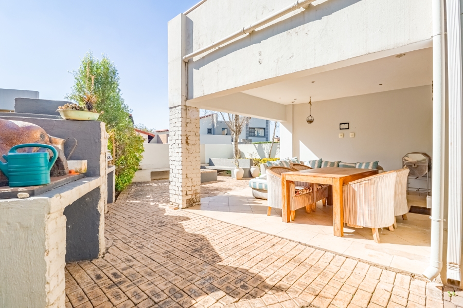 3 Bedroom Property for Sale in Six Fountains Residential Estate Gauteng