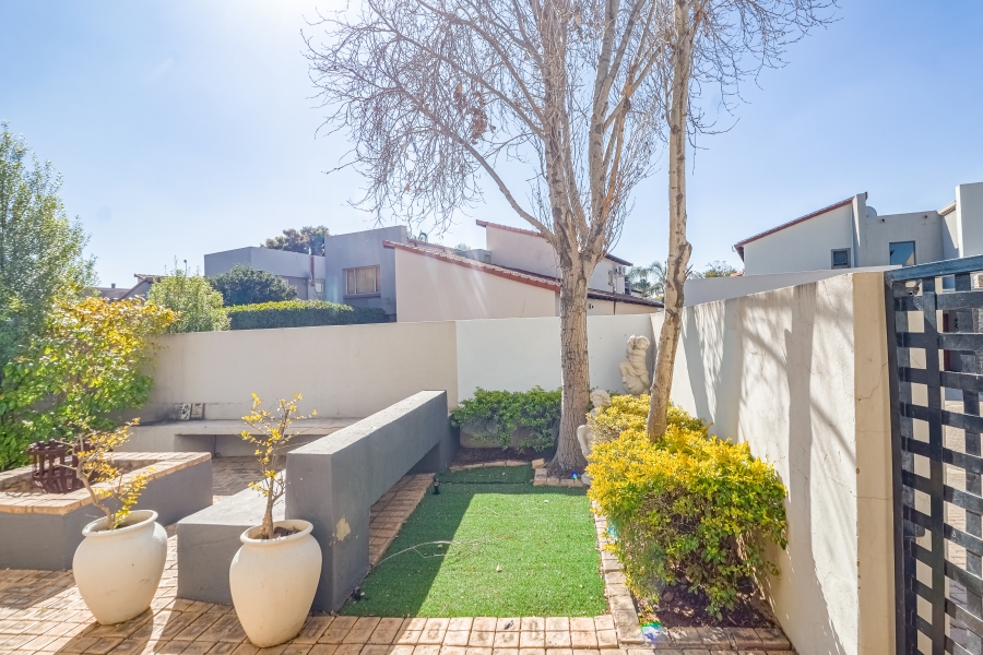 3 Bedroom Property for Sale in Six Fountains Residential Estate Gauteng