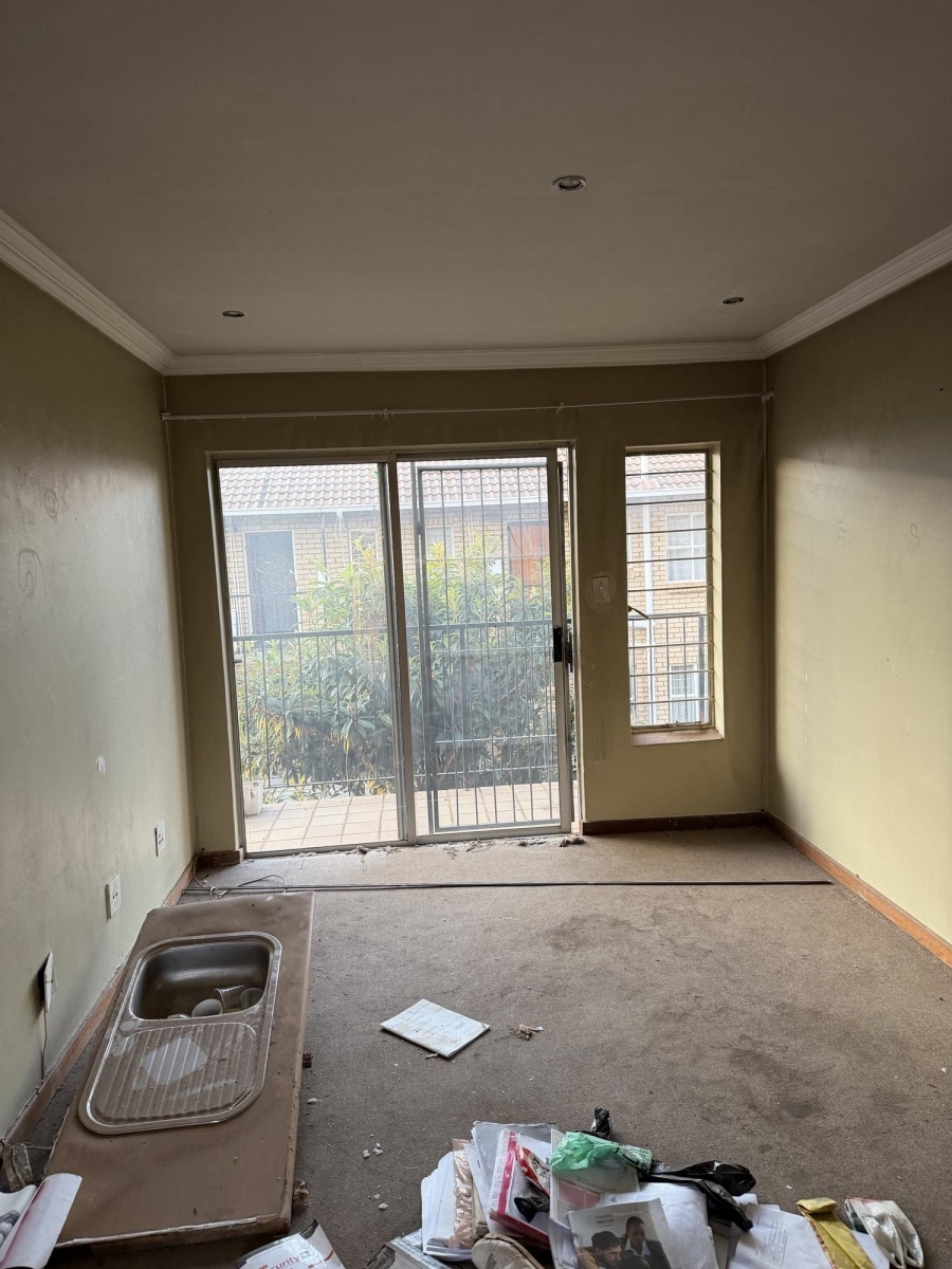 1 Bedroom Property for Sale in The Orchards Gauteng