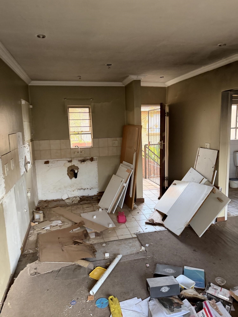 1 Bedroom Property for Sale in The Orchards Gauteng