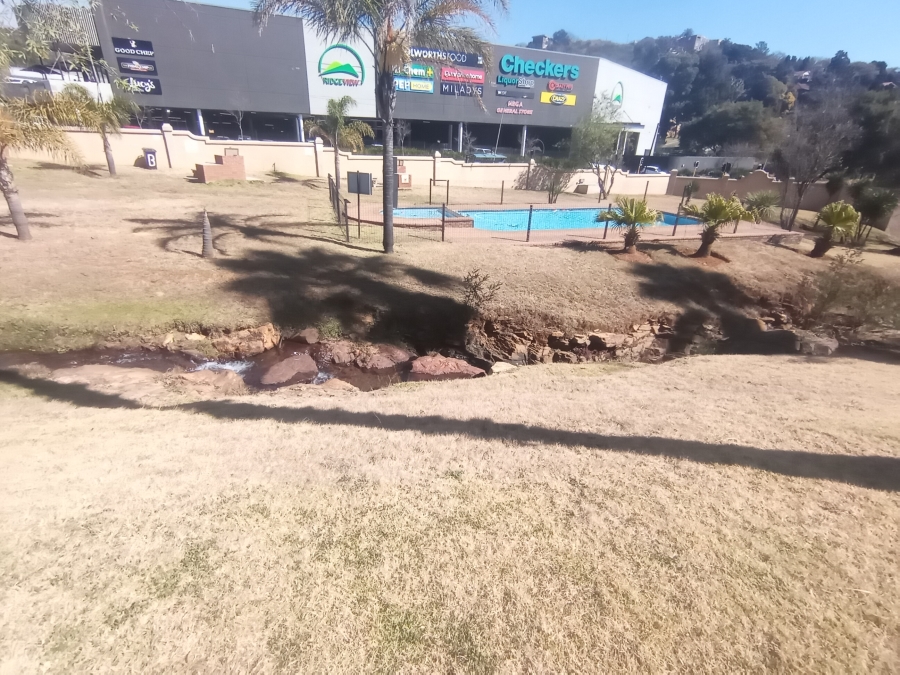 2 Bedroom Property for Sale in Helderkruin Gauteng