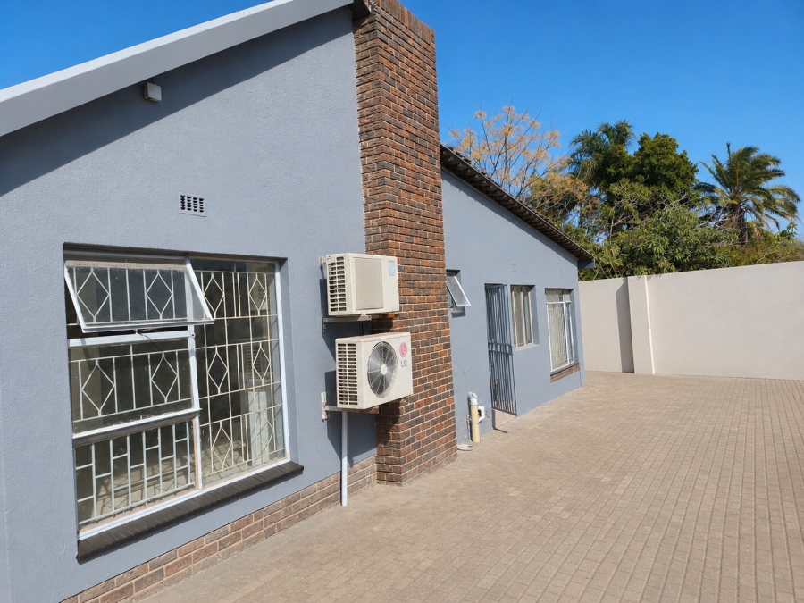 To Let 1 Bedroom Property for Rent in Kensington B Gauteng