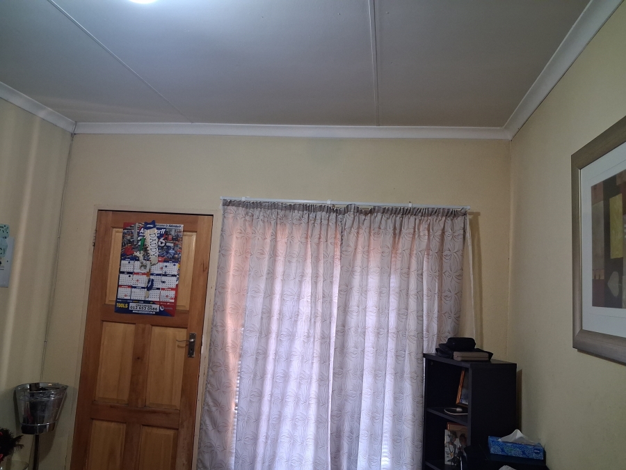 2 Bedroom Property for Sale in Olievenhoutbosch Gauteng