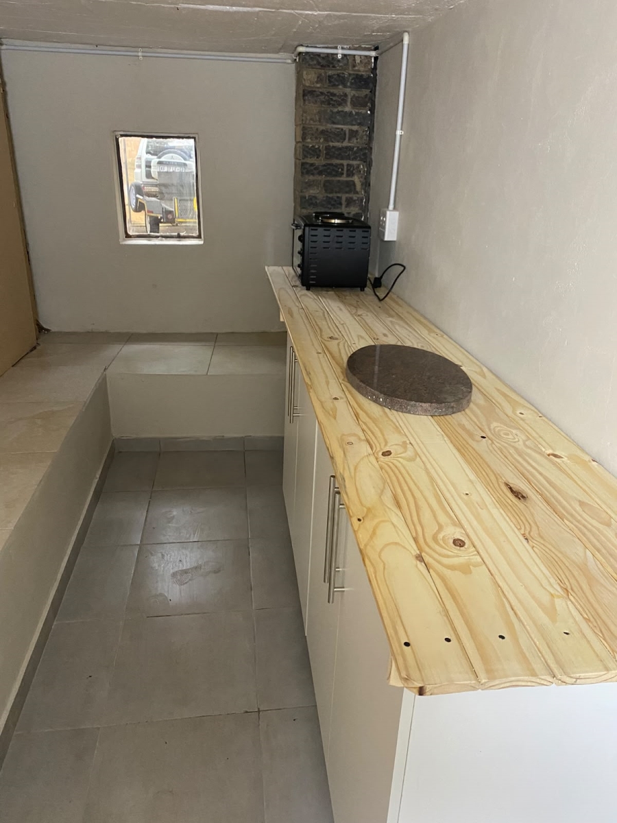 1 Bedroom Property for Sale in Eastleigh Ridge Gauteng