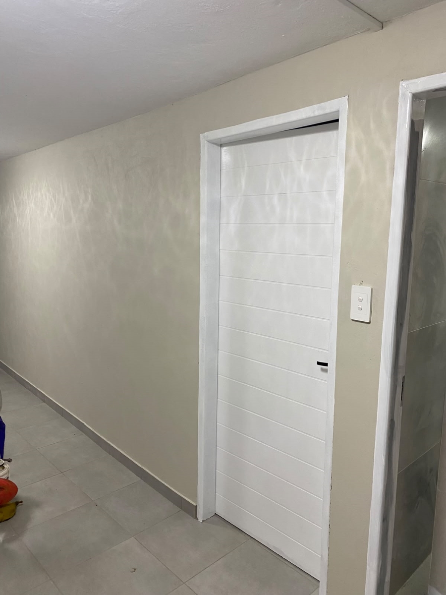 1 Bedroom Property for Sale in Eastleigh Ridge Gauteng
