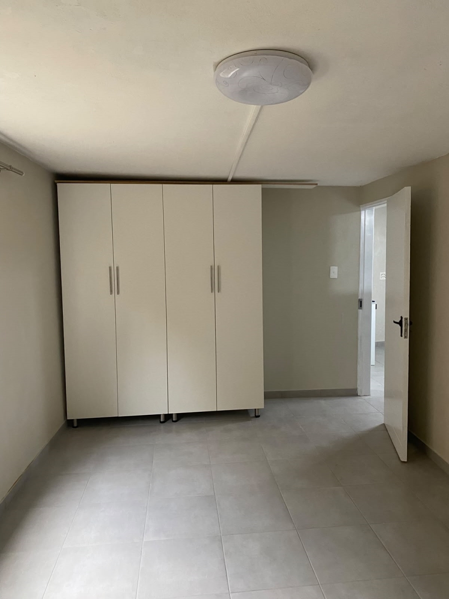 1 Bedroom Property for Sale in Eastleigh Ridge Gauteng