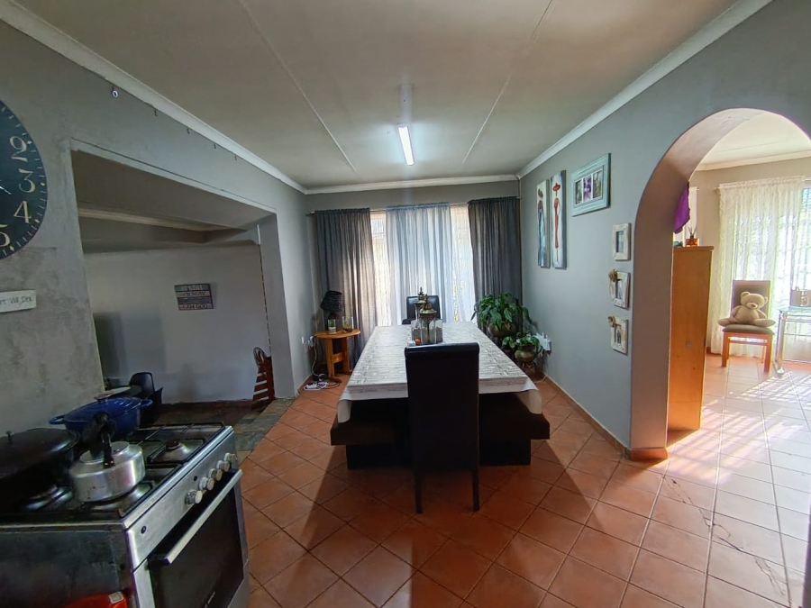 3 Bedroom Property for Sale in Dersley Gauteng