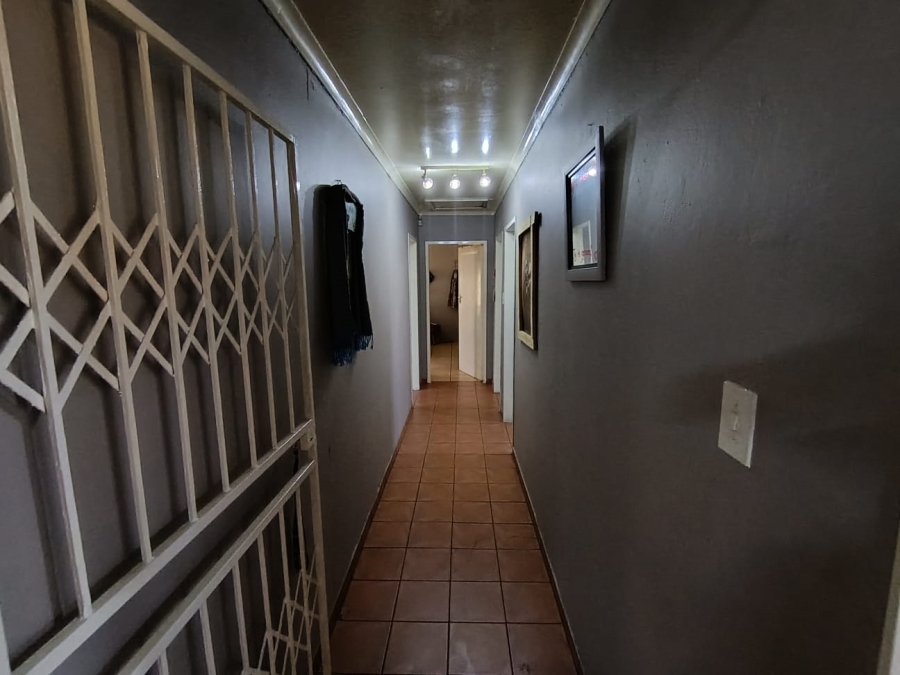 3 Bedroom Property for Sale in Dersley Gauteng