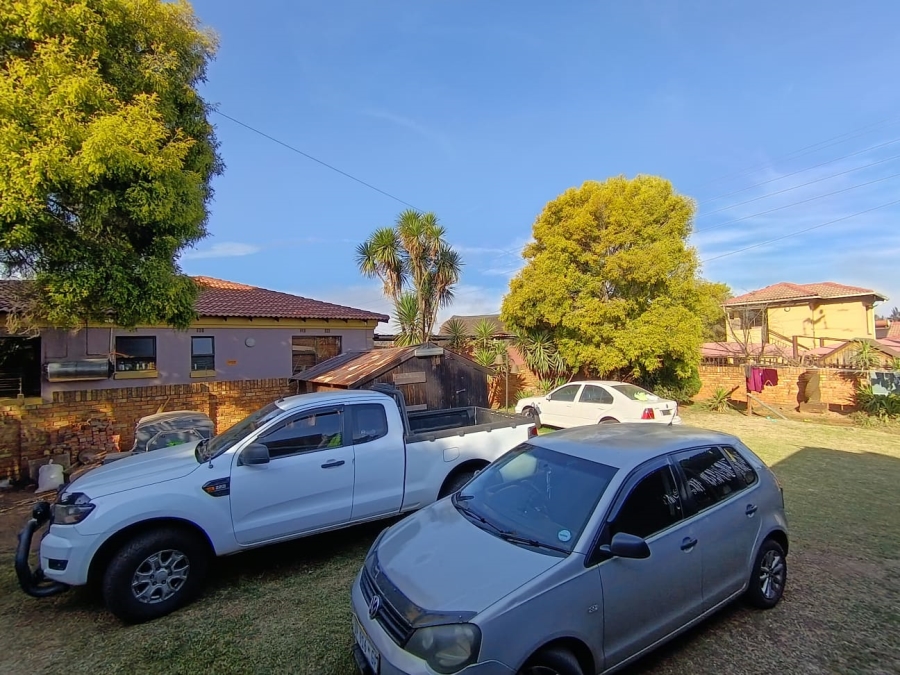 3 Bedroom Property for Sale in Dersley Gauteng