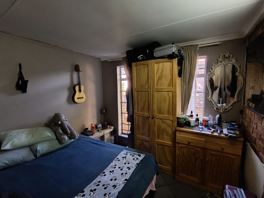 3 Bedroom Property for Sale in Dersley Gauteng