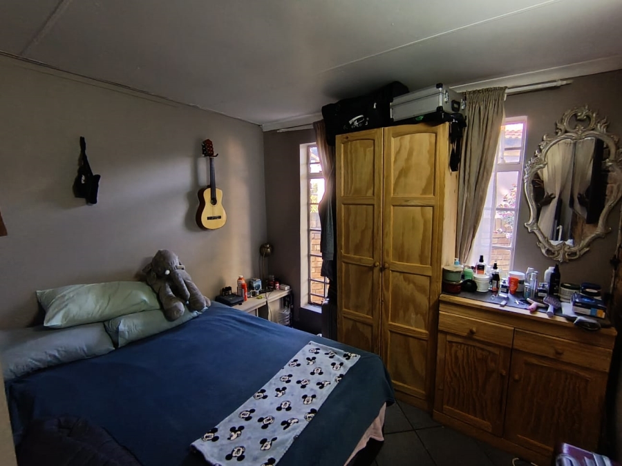 3 Bedroom Property for Sale in Dersley Gauteng