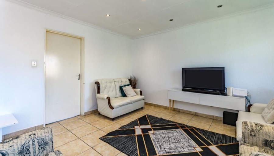 3 Bedroom Property for Sale in Terenure Gauteng
