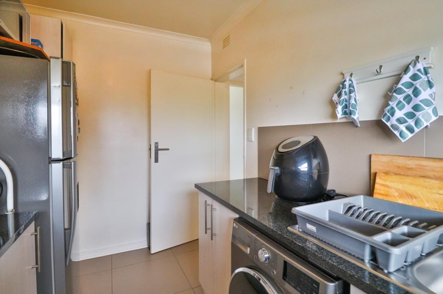 1 Bedroom Property for Sale in Edenvale Central Gauteng