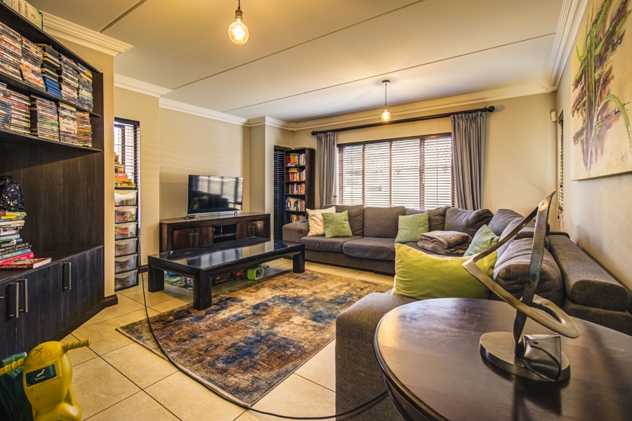 4 Bedroom Property for Sale in Glen Marais Gauteng