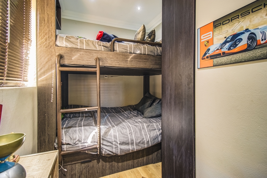 4 Bedroom Property for Sale in Glen Marais Gauteng