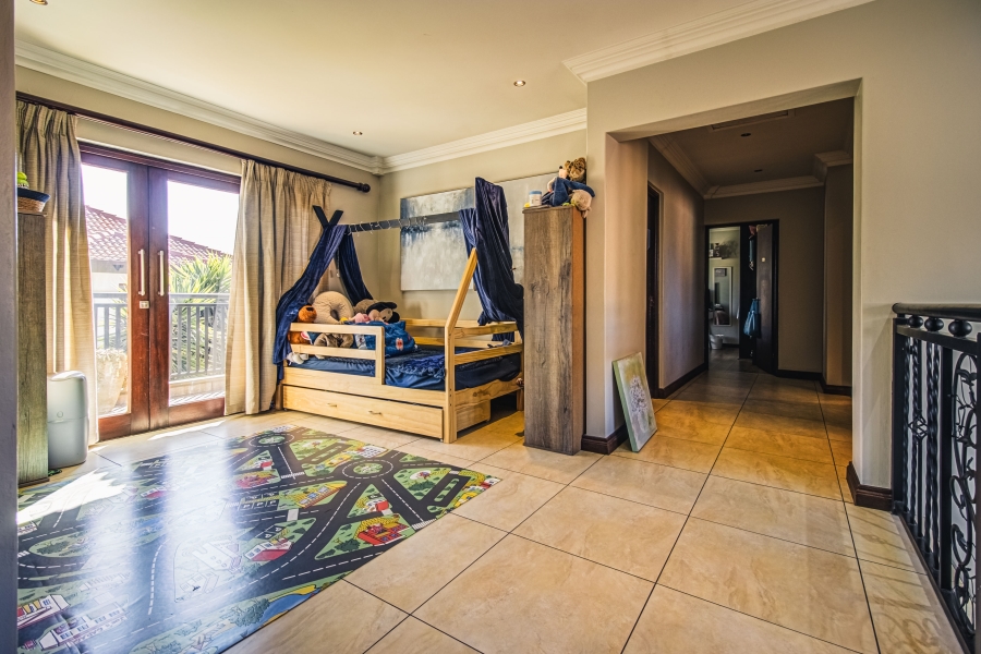 4 Bedroom Property for Sale in Glen Marais Gauteng